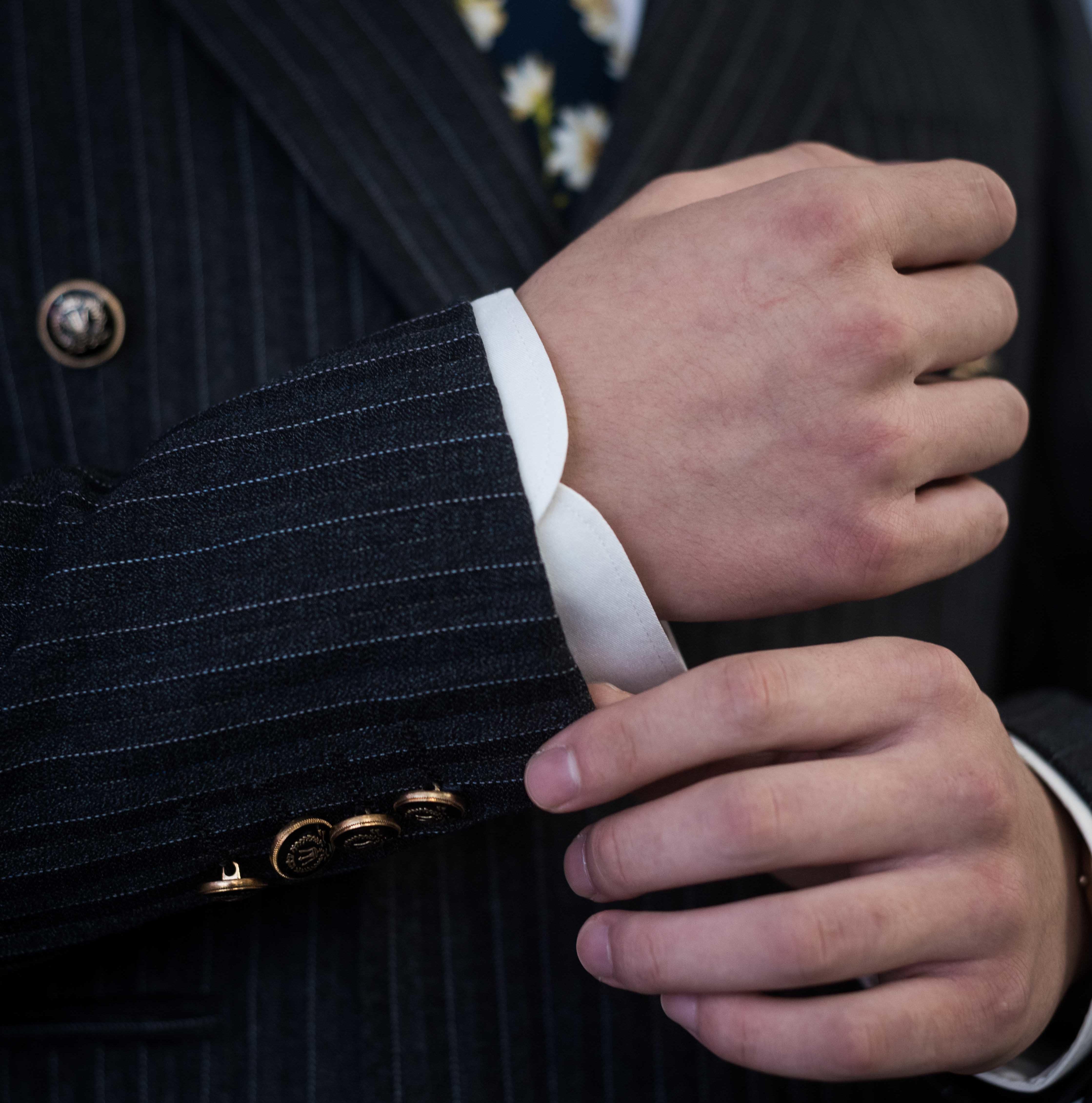 K馆西装 双排扣条纹结婚新郎必选西装