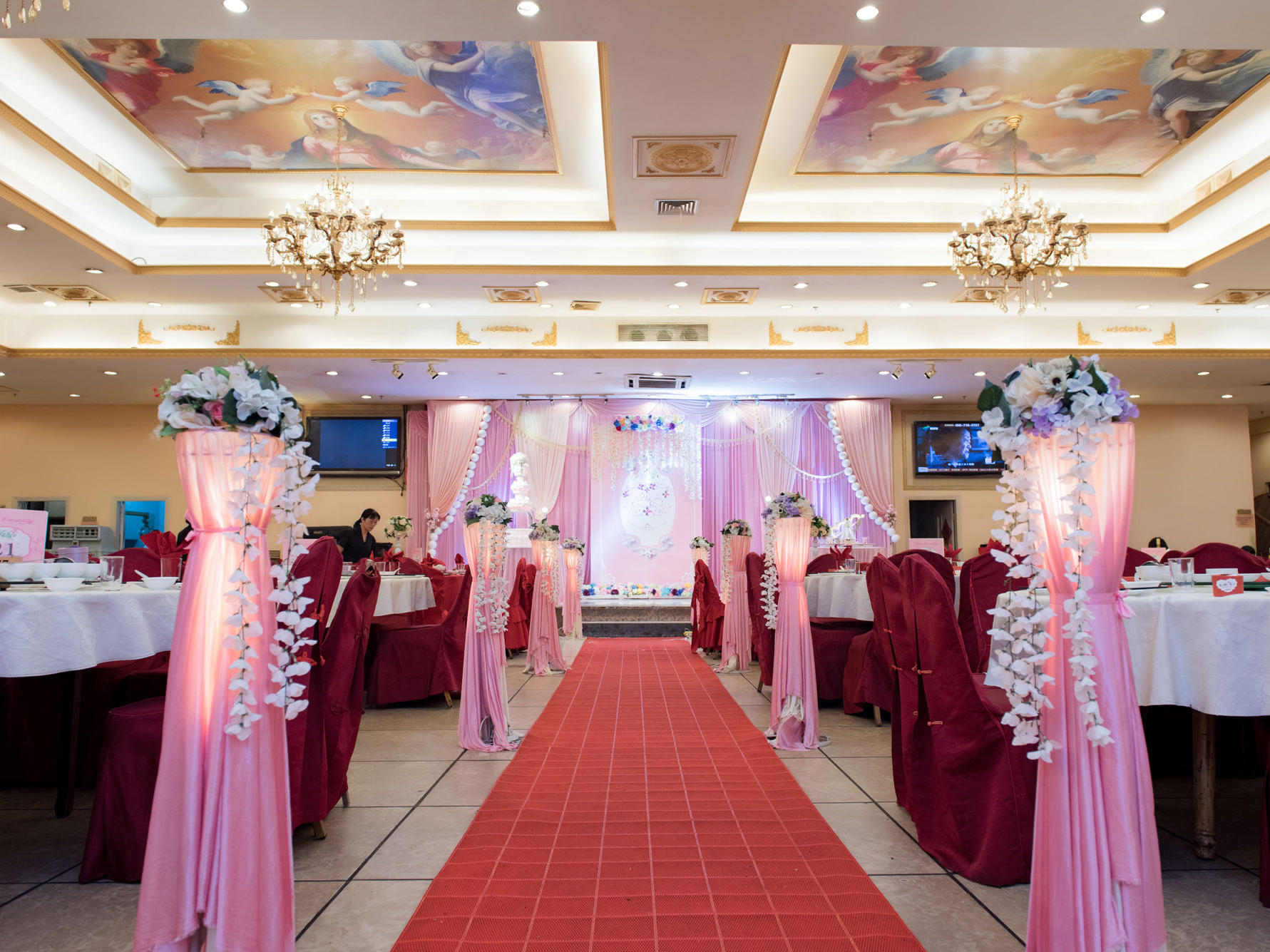 Only you婚庆布置+四大金刚一条龙套餐
