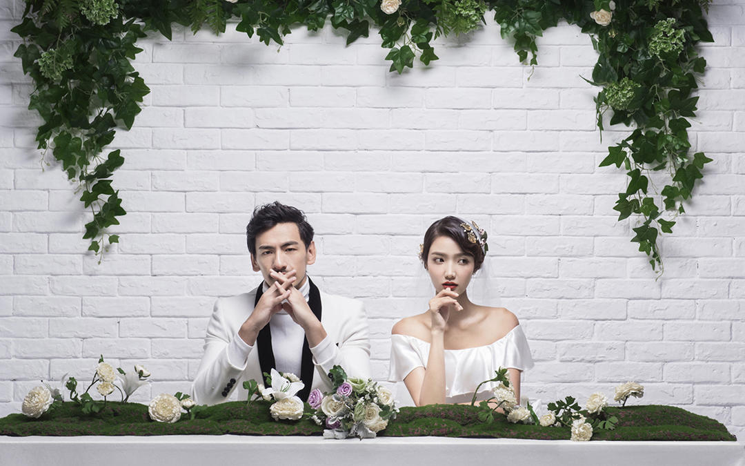 【佐伊婚紗攝影】?jī)?nèi)景莫斯