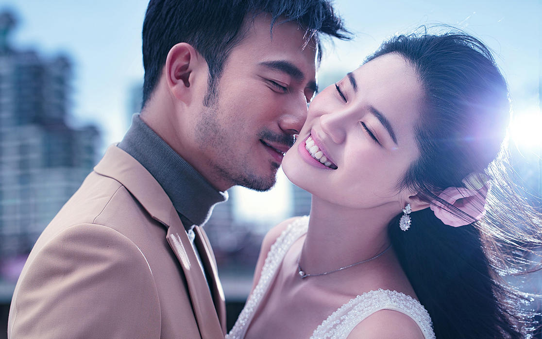 【好评如潮】经典婚纱照 5服5造