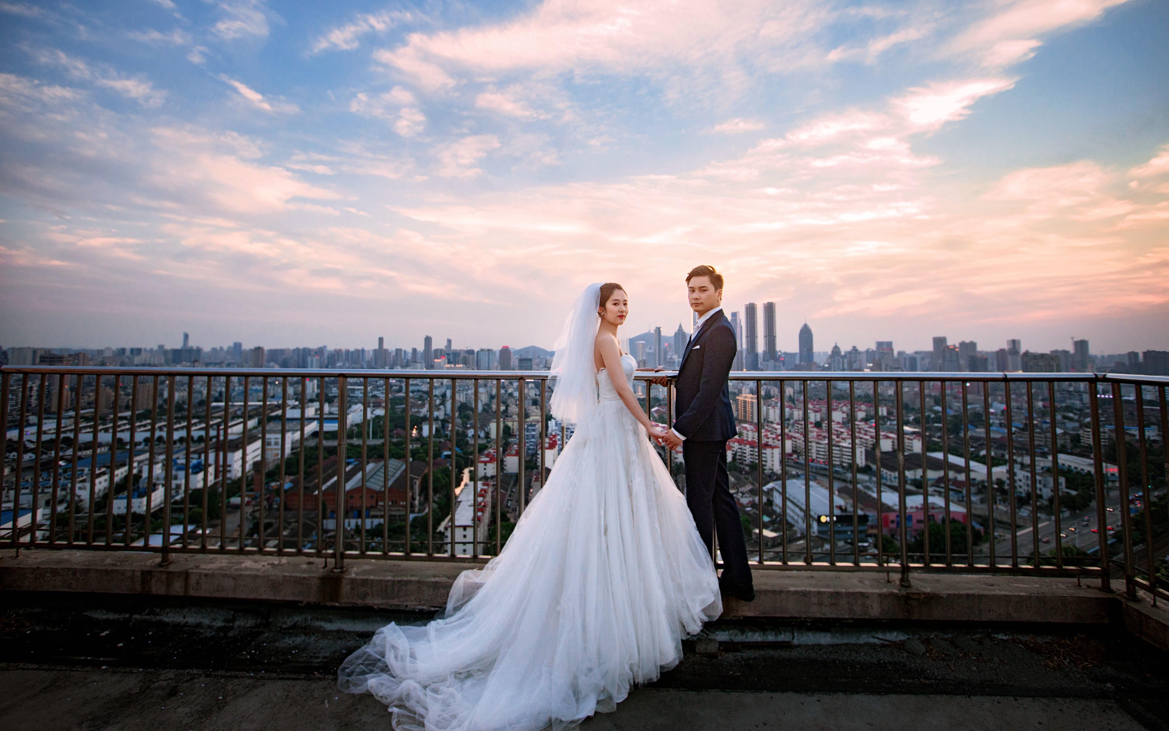 超值爆款+总监掌镜+高级定制