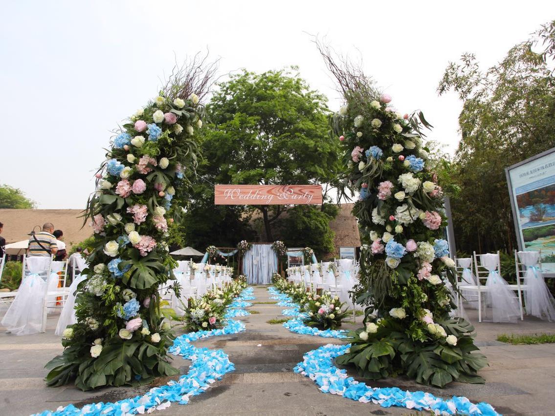 【梦随风动】定制户外婚礼全包套系