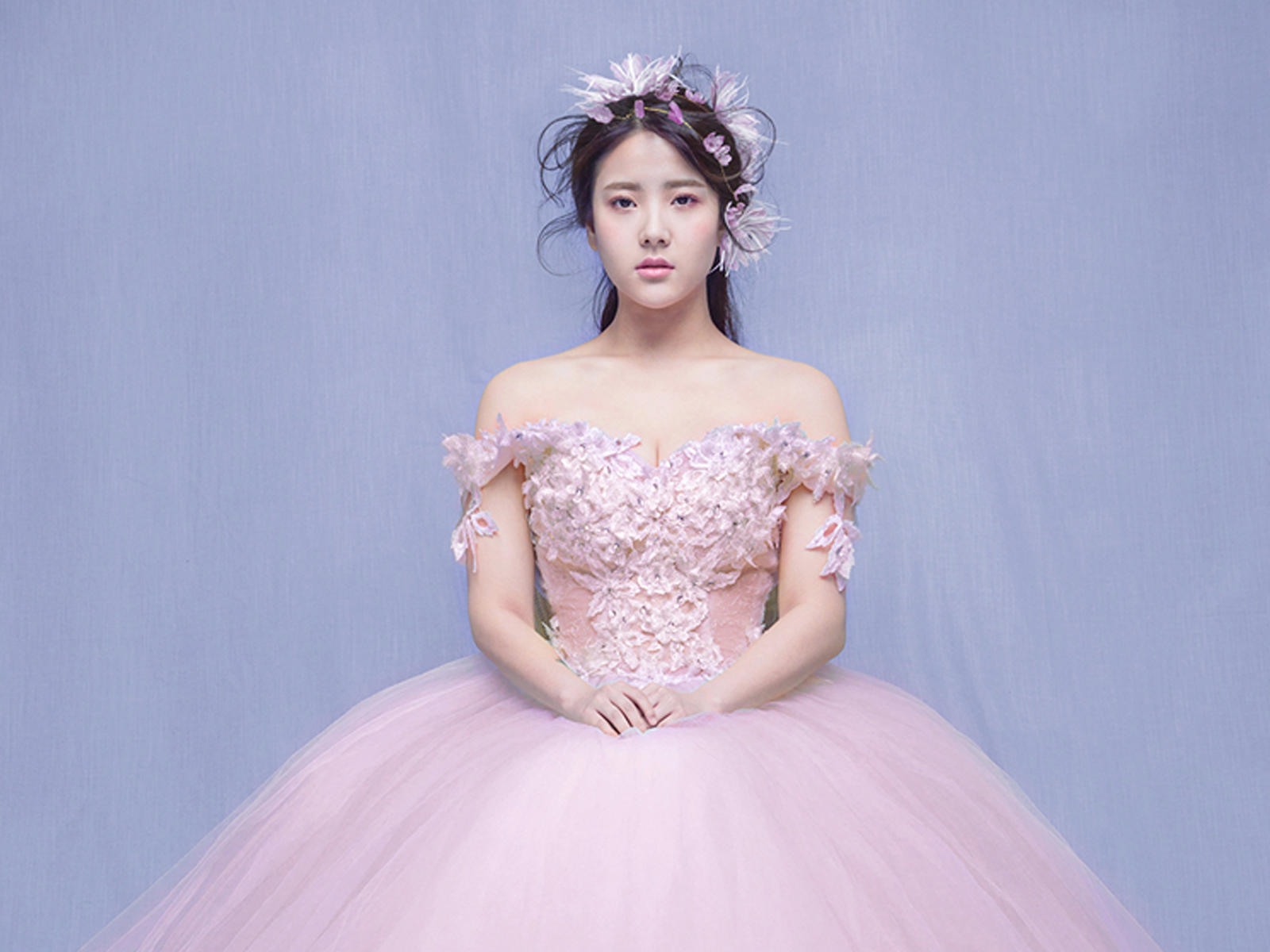 韩式灵动婚礼造型半天跟妆