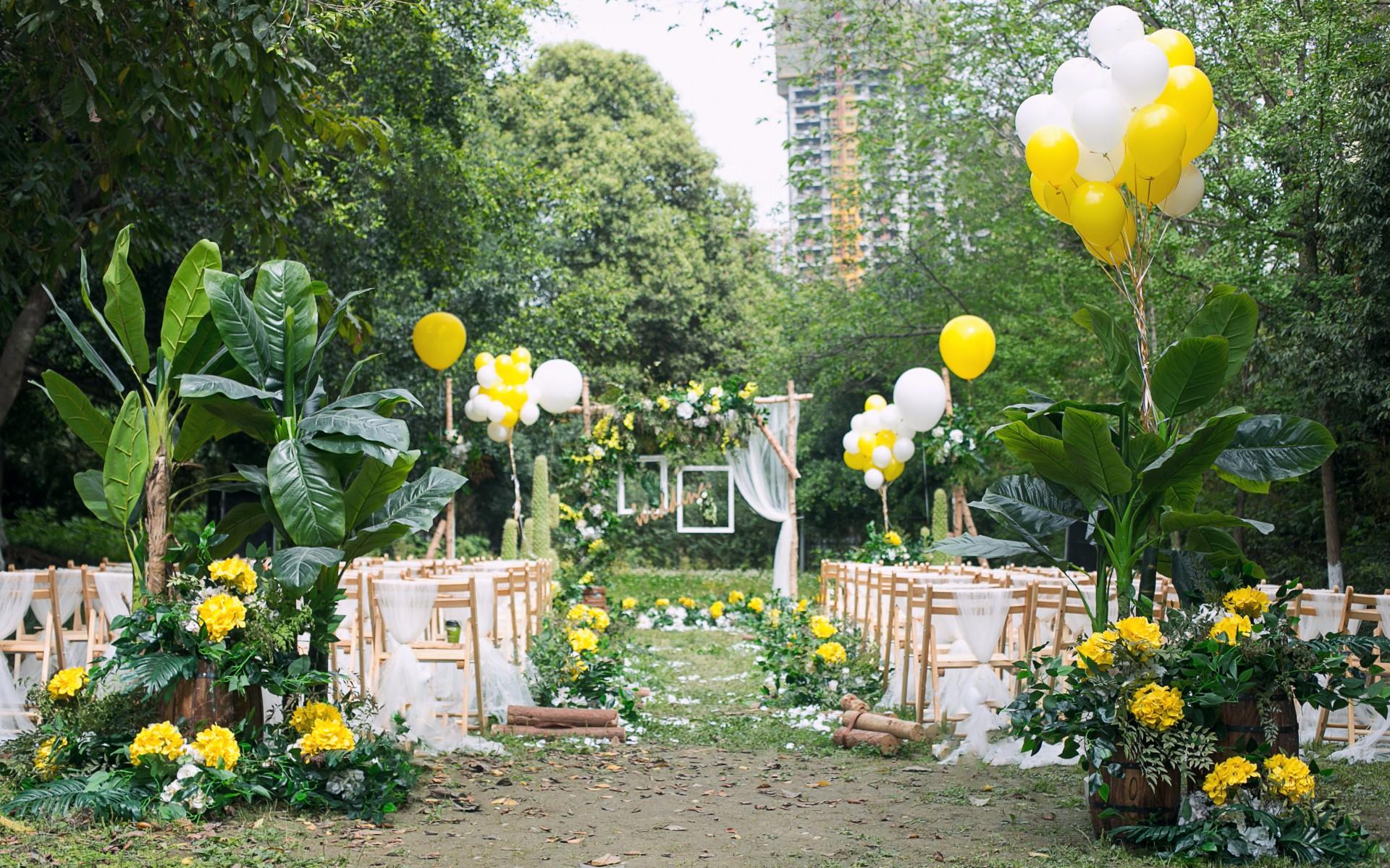 铭泽婚嫁——户外《在我最爱的季节里》