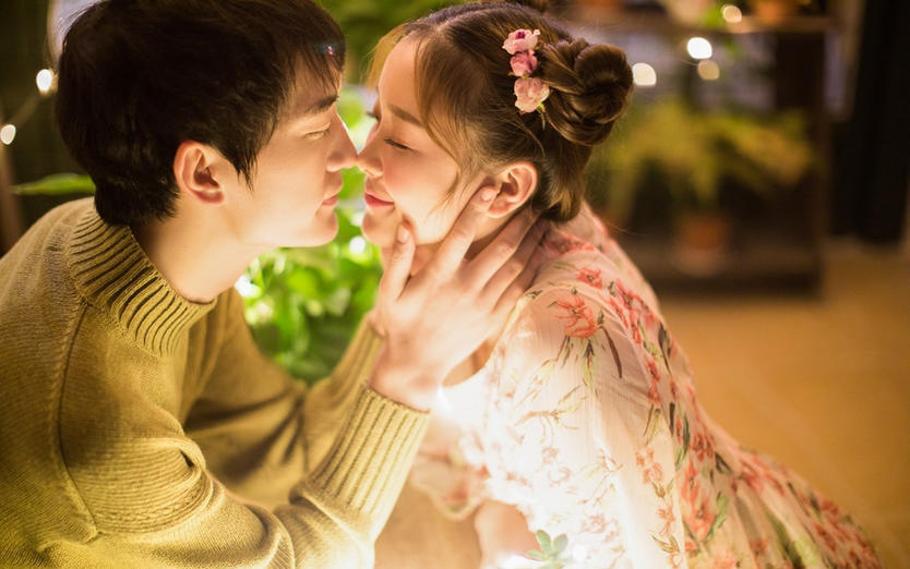 【紧握是幸福】--韩菲映画婚纱摄影