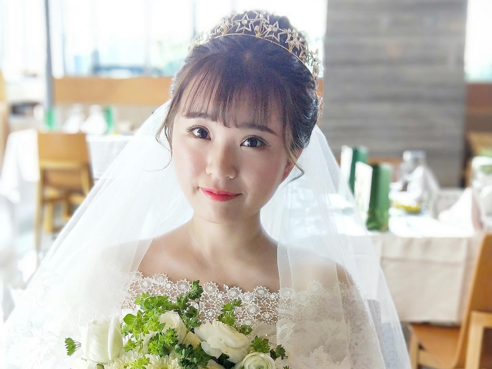 Merrycolor婚纱造型总监新娘跟妆+姐妹妆