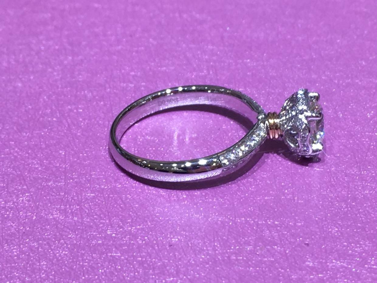 鸳鸯金楼-爱的祝福60分钻戒定制求婚结婚订婚戒