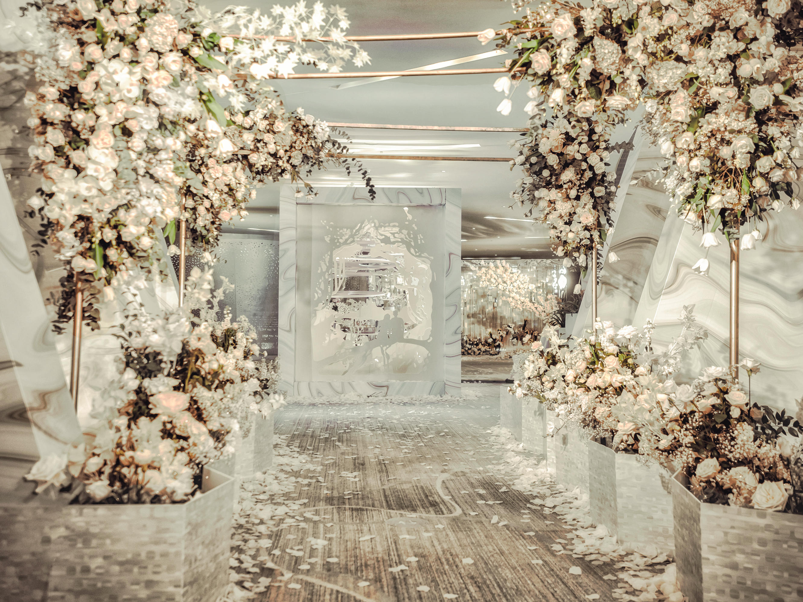 尹麦 | 【上海中心】雅格·慕白