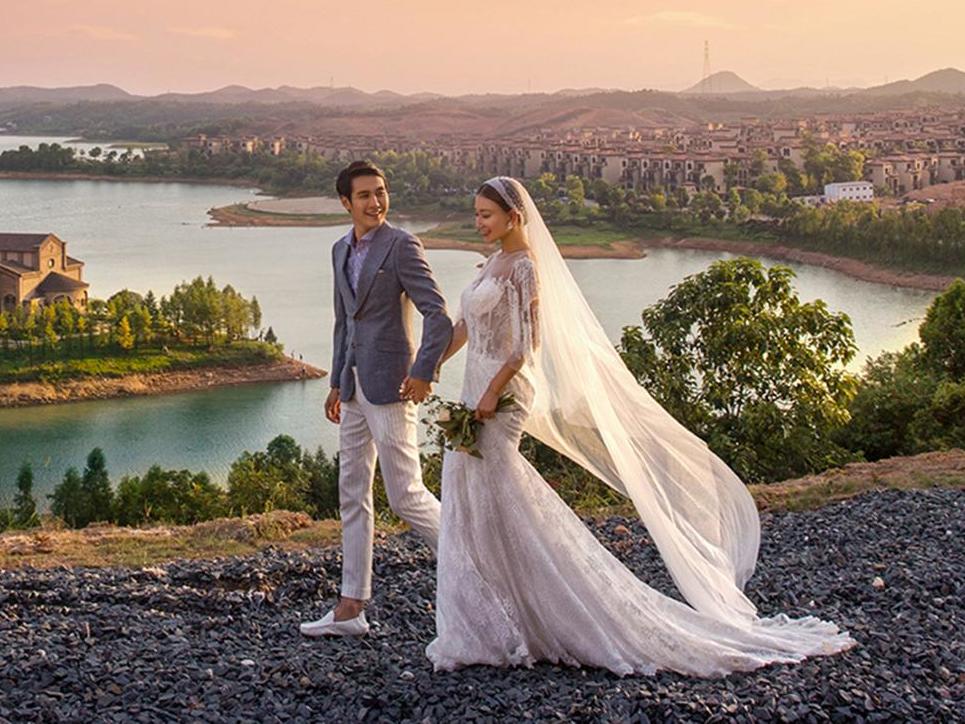 明星网红的婚纱照拍摄风格,太好玩了~ -婚纱摄