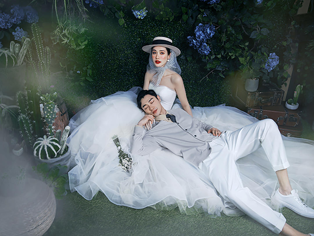 花与爱丽丝【全新升级韩式婚纱照】底片全送 一对一