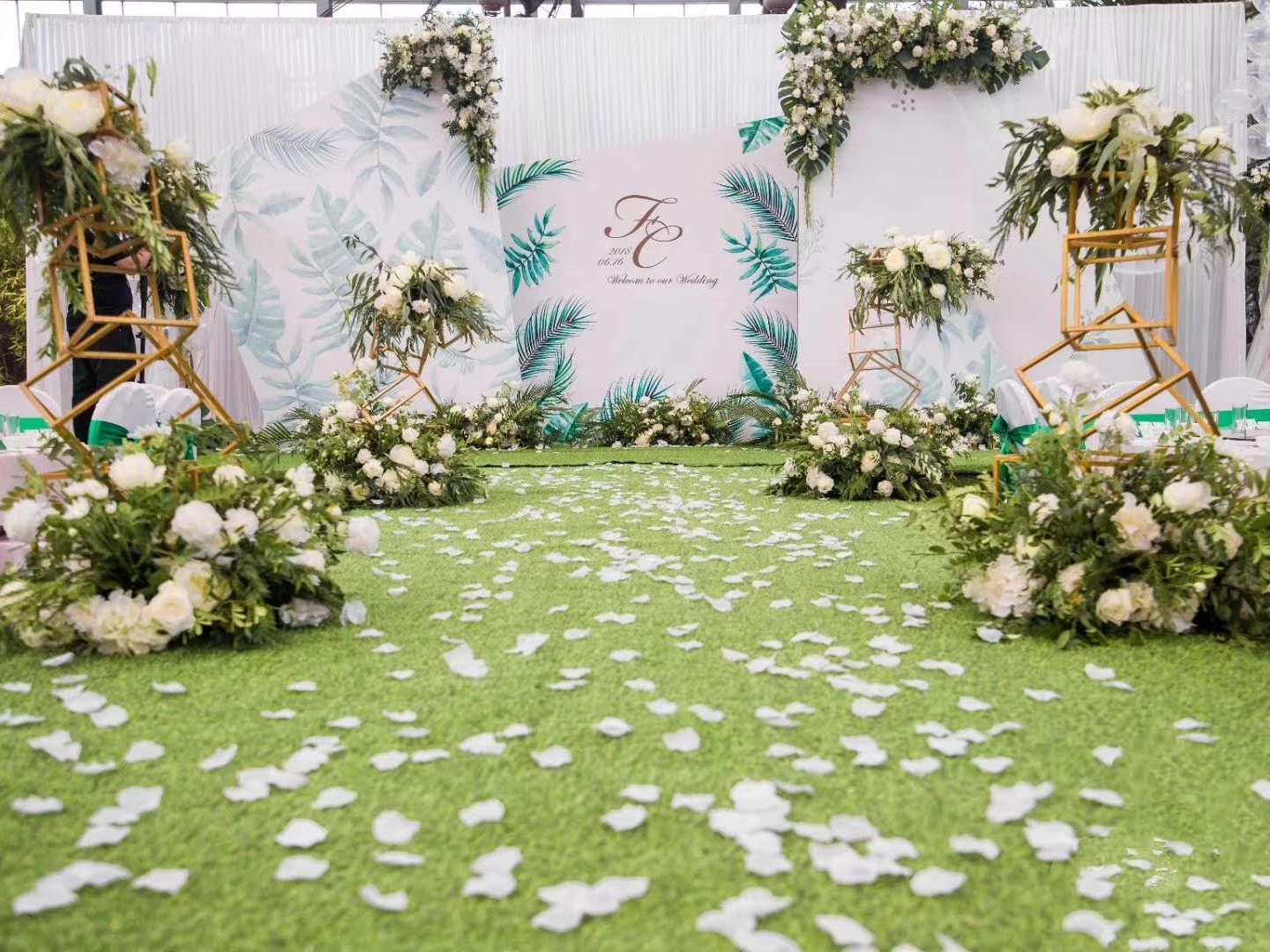 2018年清新风主题婚礼（标准全套）