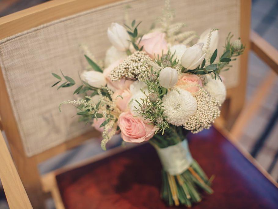 【索菲亚婚庆】简约北欧婚礼送婚服再送四大金刚