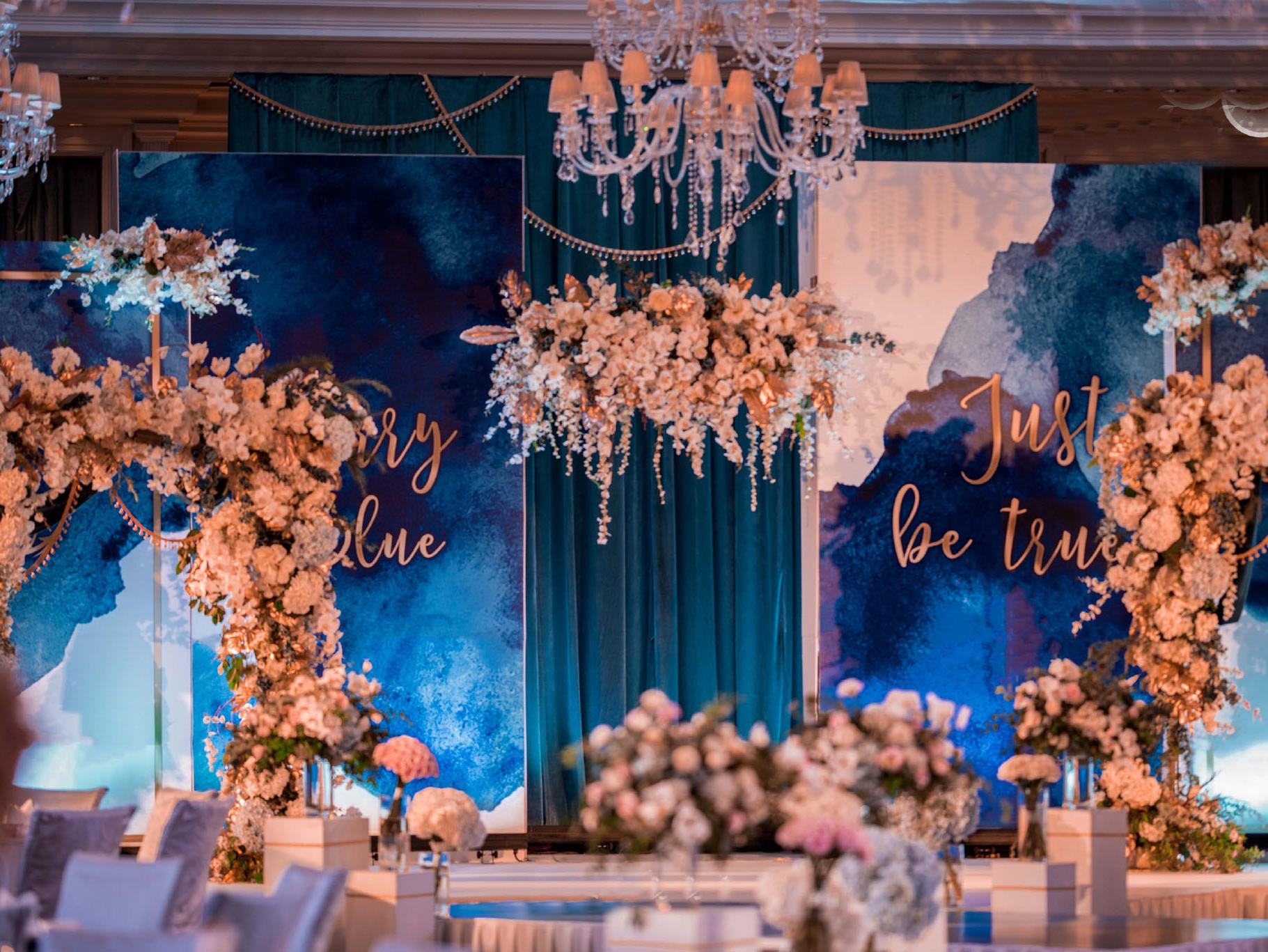 意芙婚礼—蓝色撞色油画套系