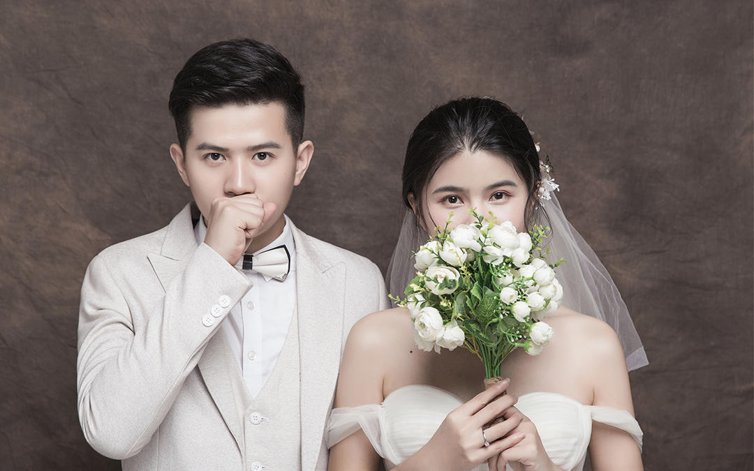 【創(chuàng)鏡界攝影】1000婚紗照套系限量預(yù)定