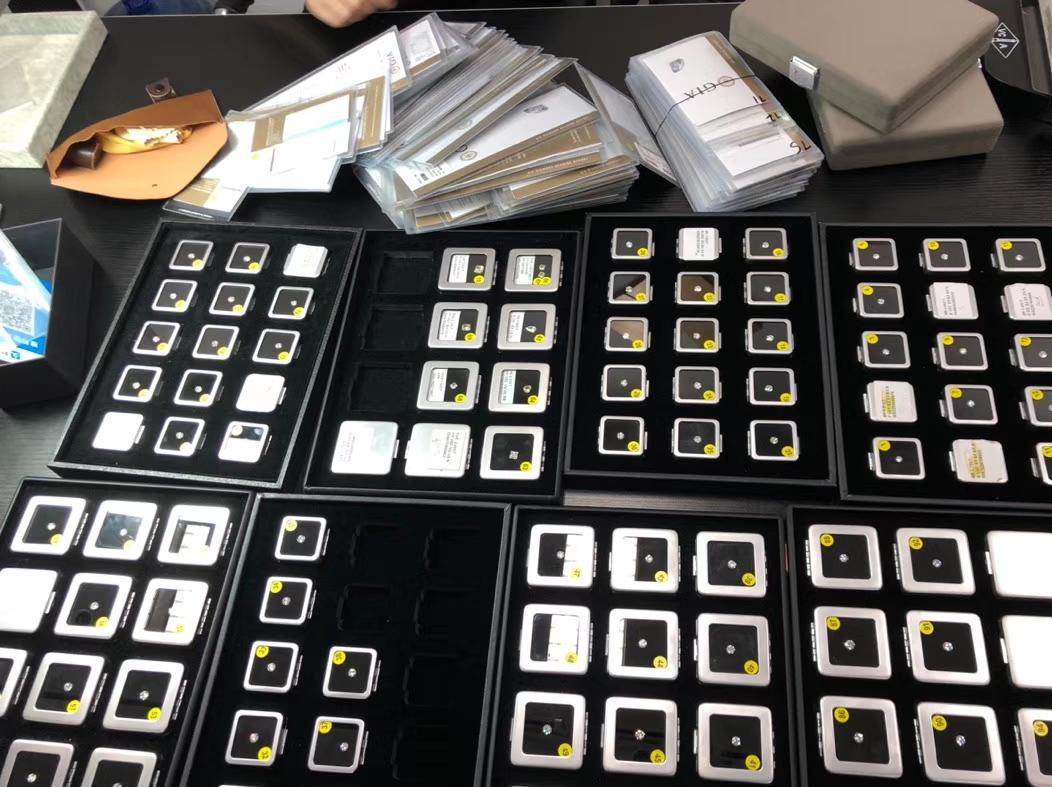 1克拉GIA裸钻（G/VS1/3EX/N）无奶