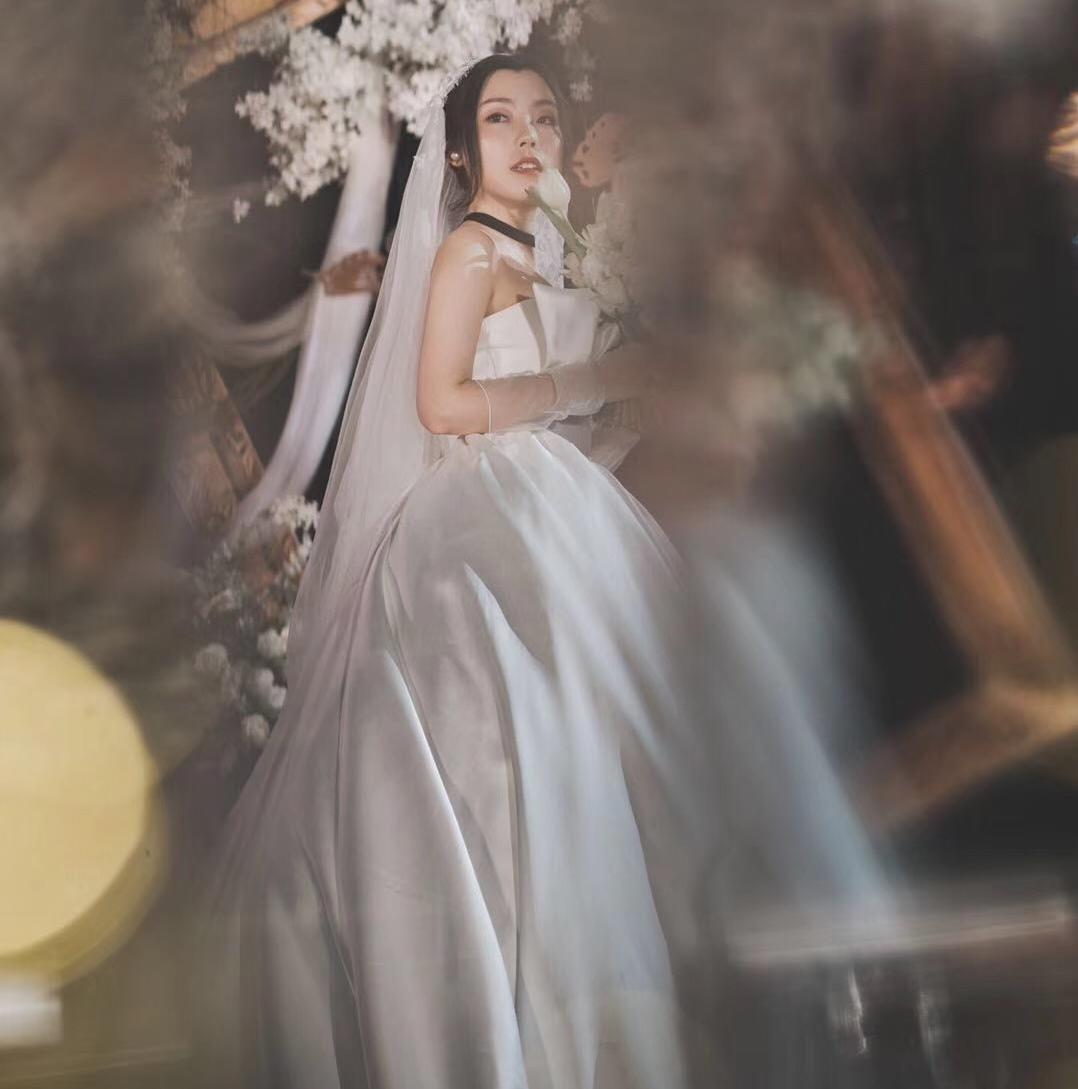 18初秋特惠  十六件套婚纱套餐  