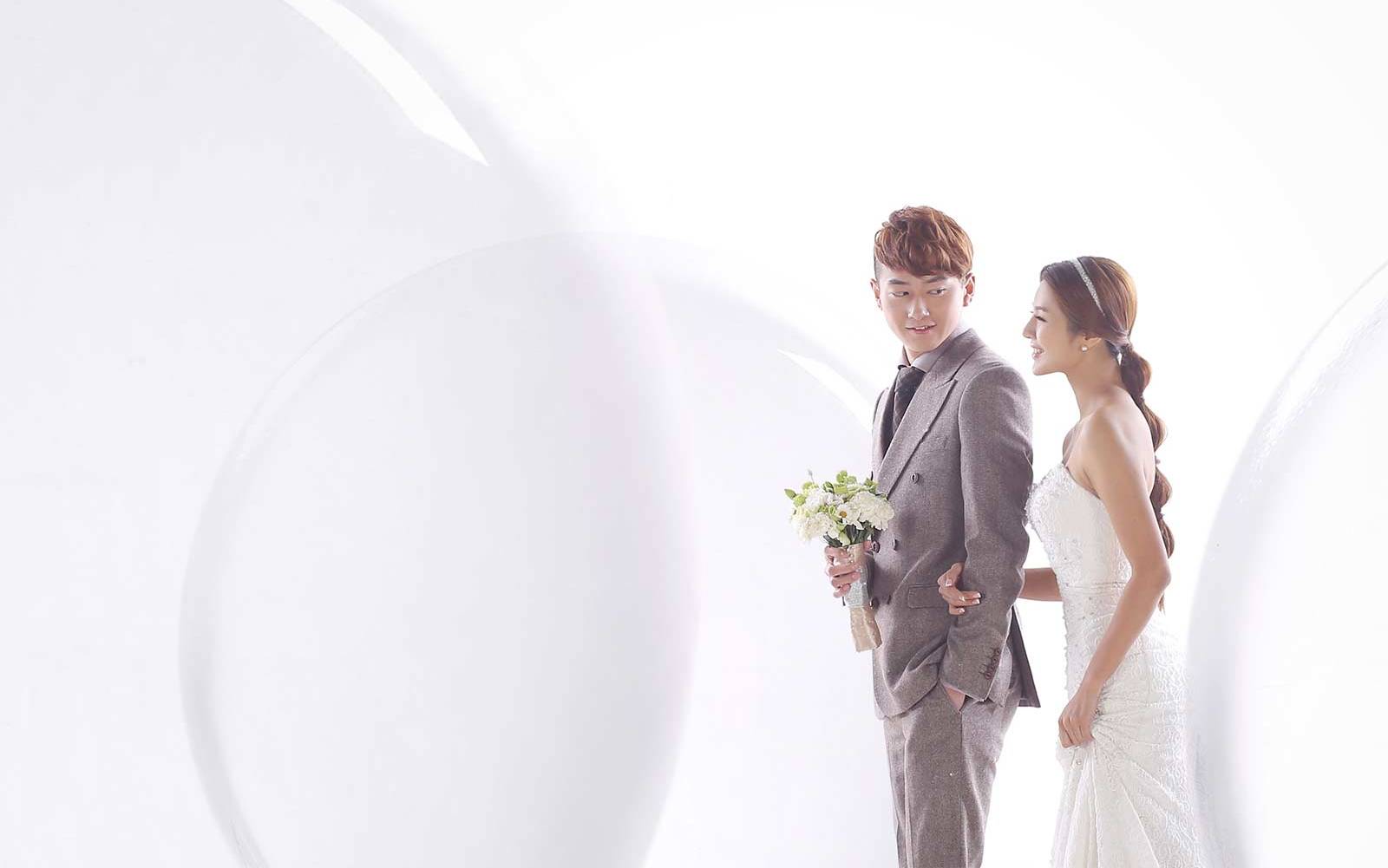 【618特惠 】8套服装资深摄影师拍100张 赠