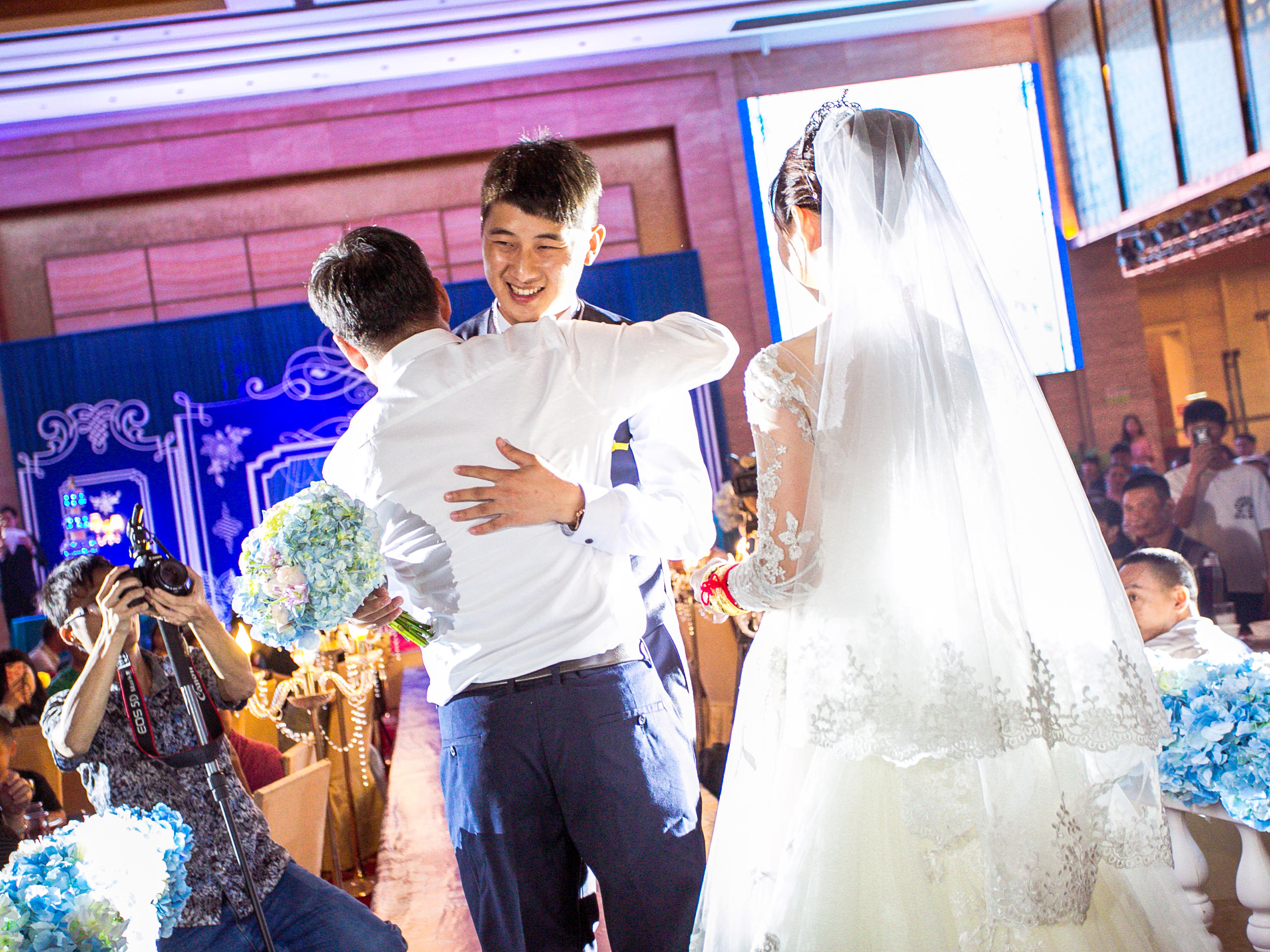 【精品套餐】力祺视觉-摄影总监+摄像总监