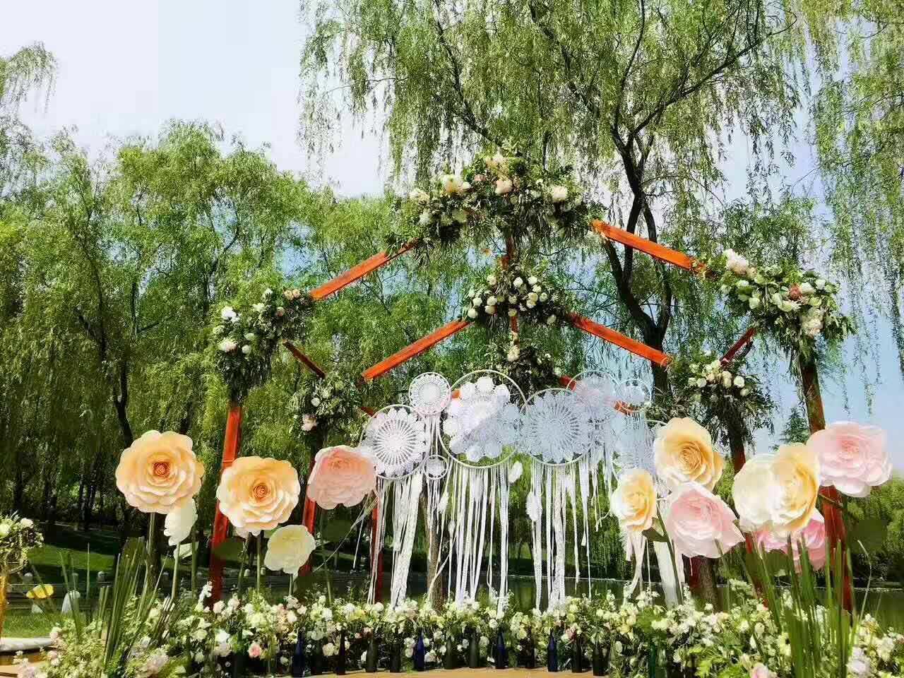 在花里，在夢里，在心里，一起尋覓幸福的感覺與味道