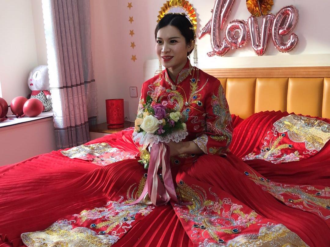 资深化妆师新娘全程跟妆赠送妈妈妆伴娘妆