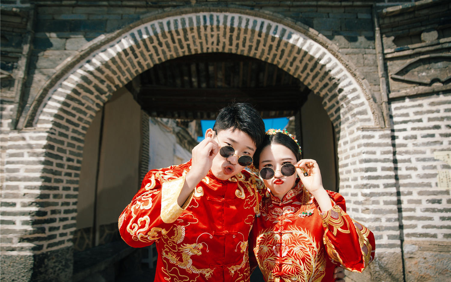 【丽江年庆爆款】篝火夜景+雪山帐篷+旅拍津贴包邮