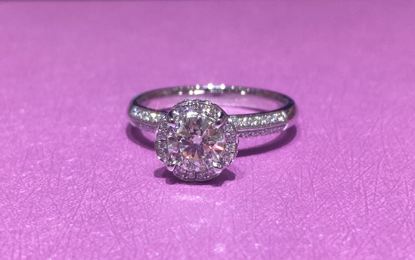 鸳鸯金楼-爱的祝福60分钻戒定制求婚结婚订婚戒