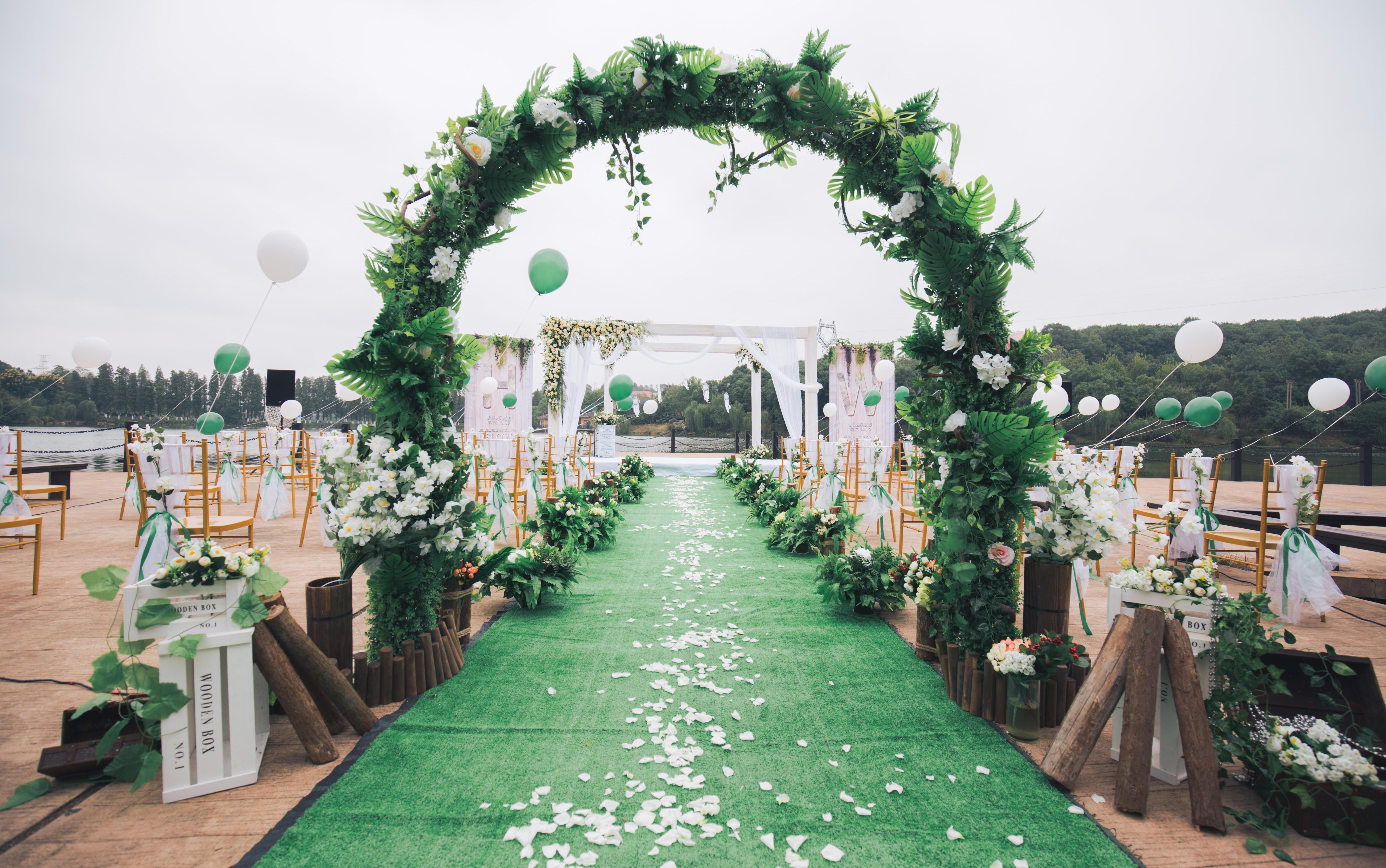 《向往》四季变化楠湖里婚礼 森系小清新婚礼