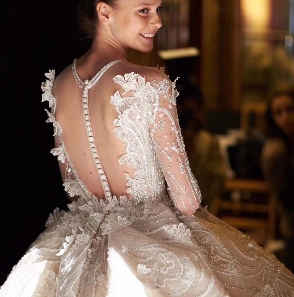 【奢华六件套】仪式纱＋出门纱+敬酒服+伴娘服4件