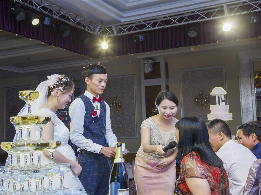 婚礼主持人子鑫+音乐督导+流程设计