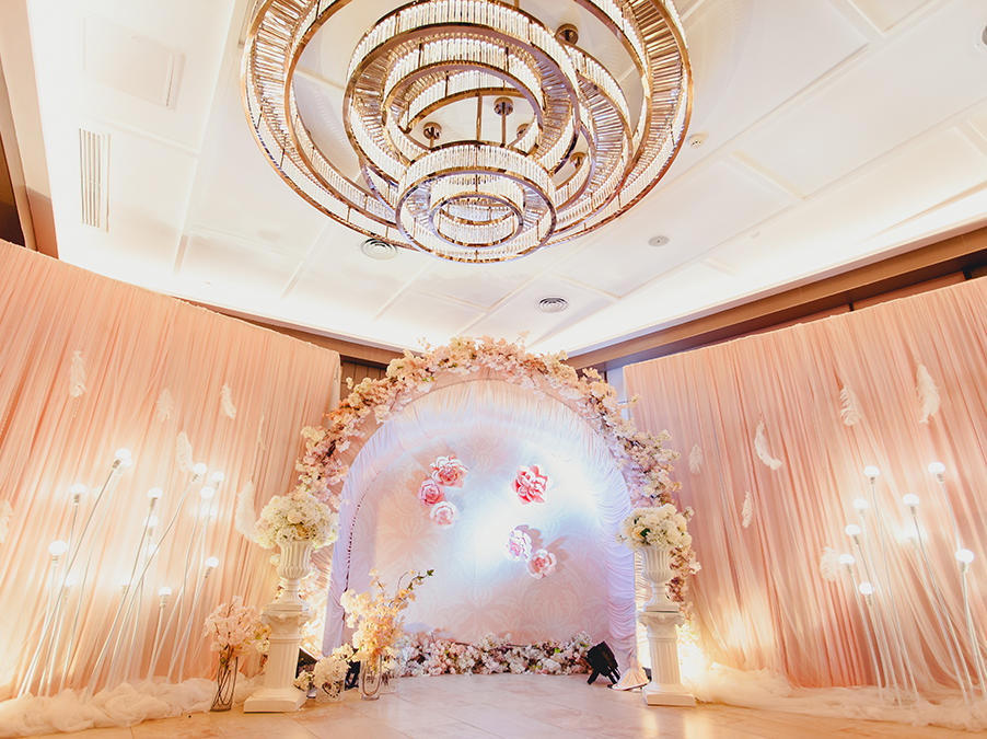 武汉金玉缘婚礼 香槟色主题婚礼 奢华公主梦