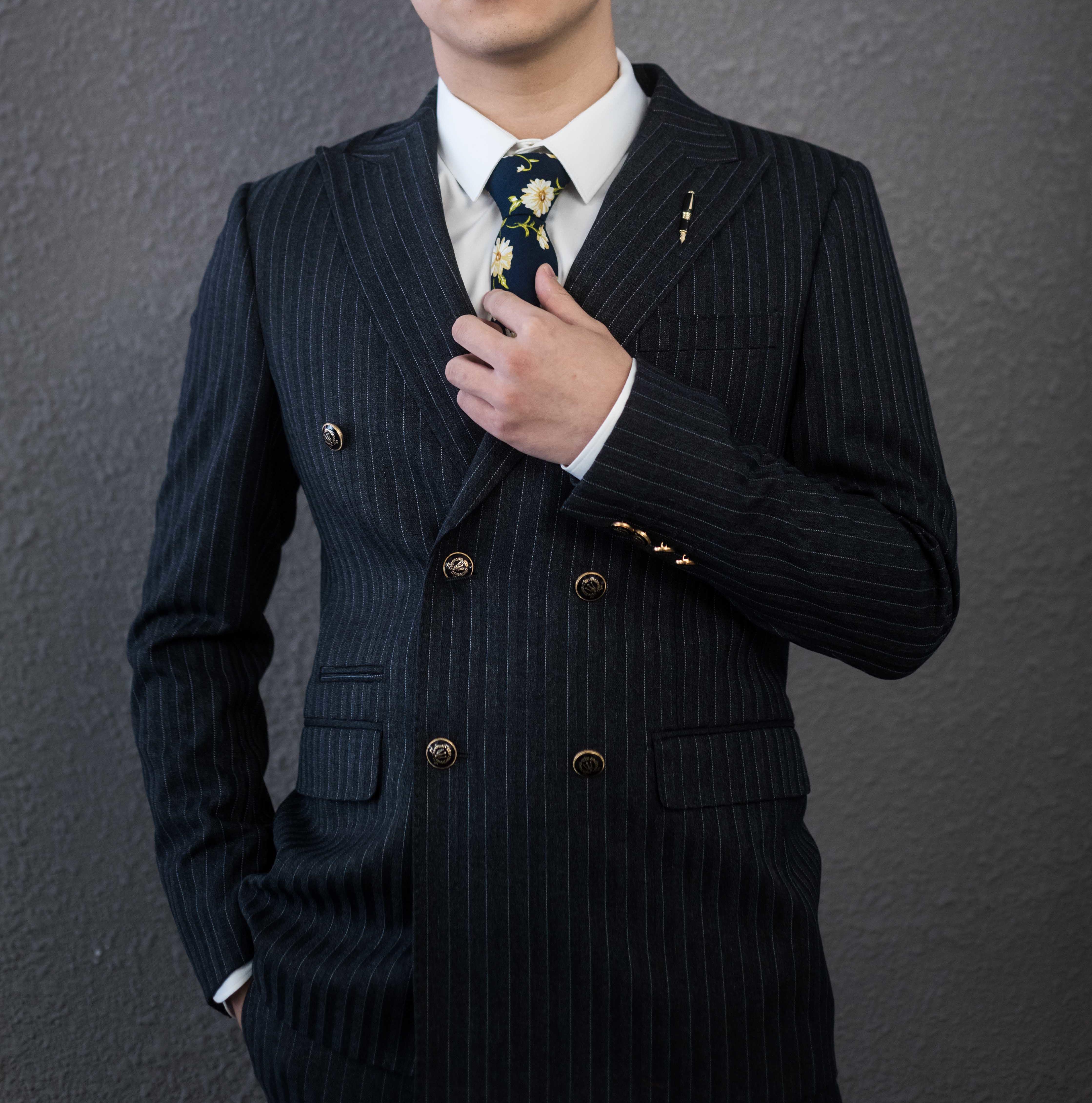 K馆西装 双排扣条纹结婚新郎必选西装