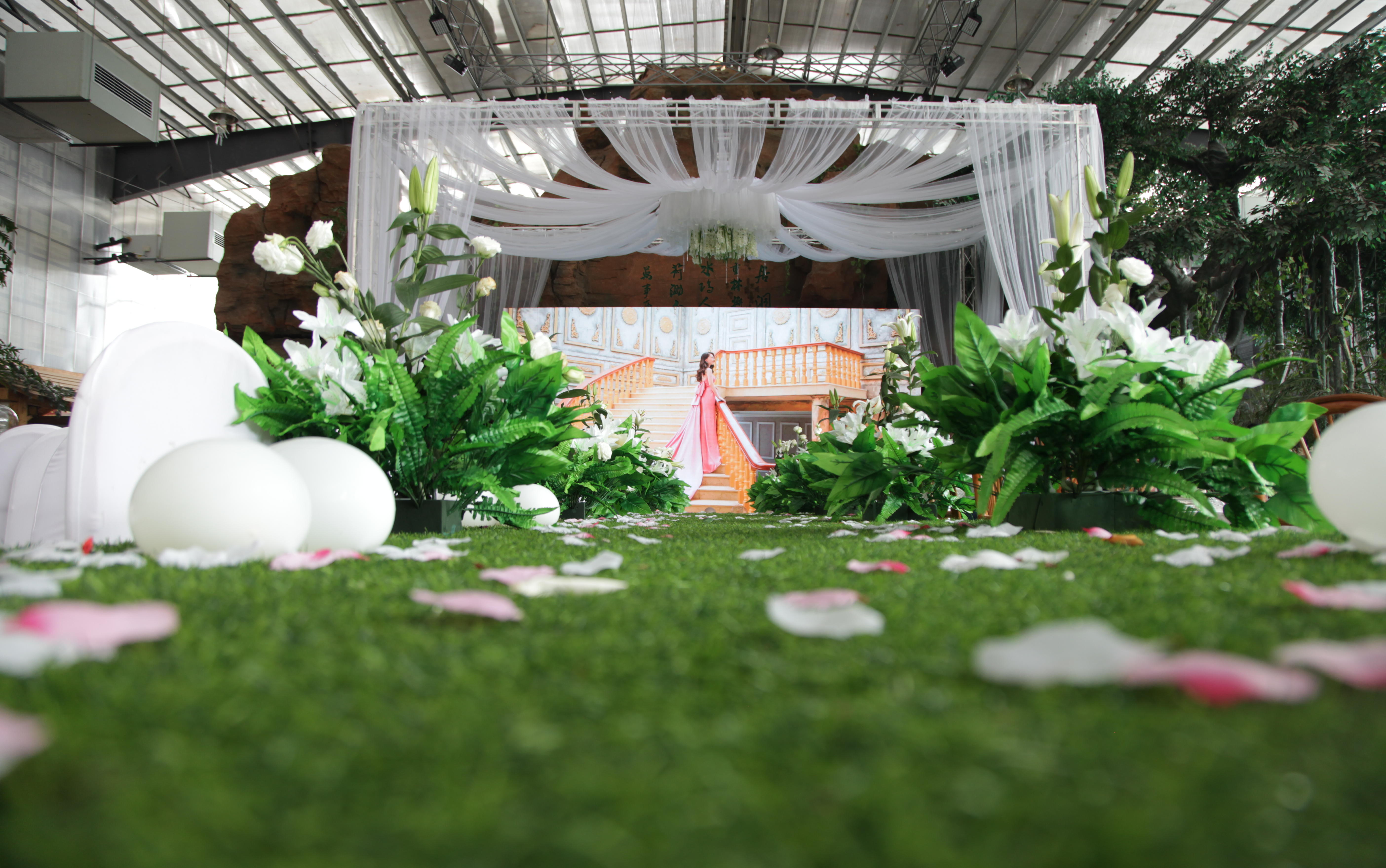 爱都【IDO】白纱绿植浪漫婚礼