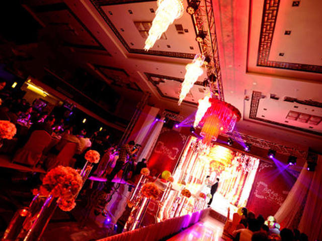 上海电视台创意颠覆主题婚礼套餐