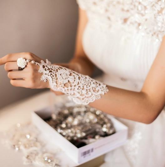 【限时团购】全场任选齐地纱+敬酒服+送伴娘服2套