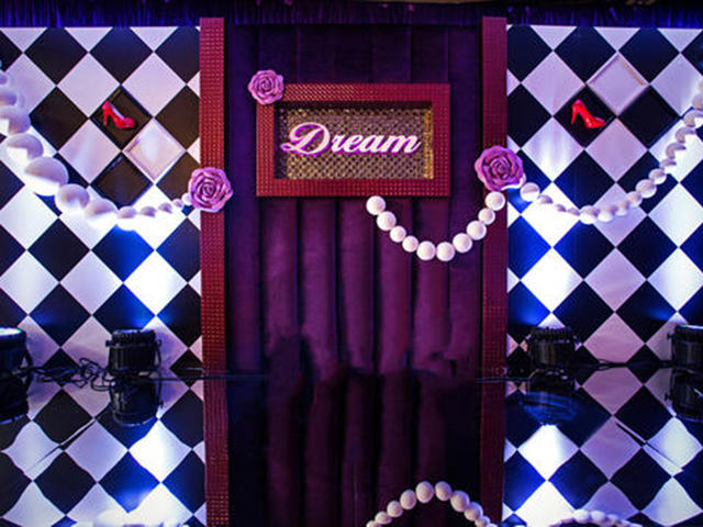 上海电视台创意颠覆主题婚礼套餐