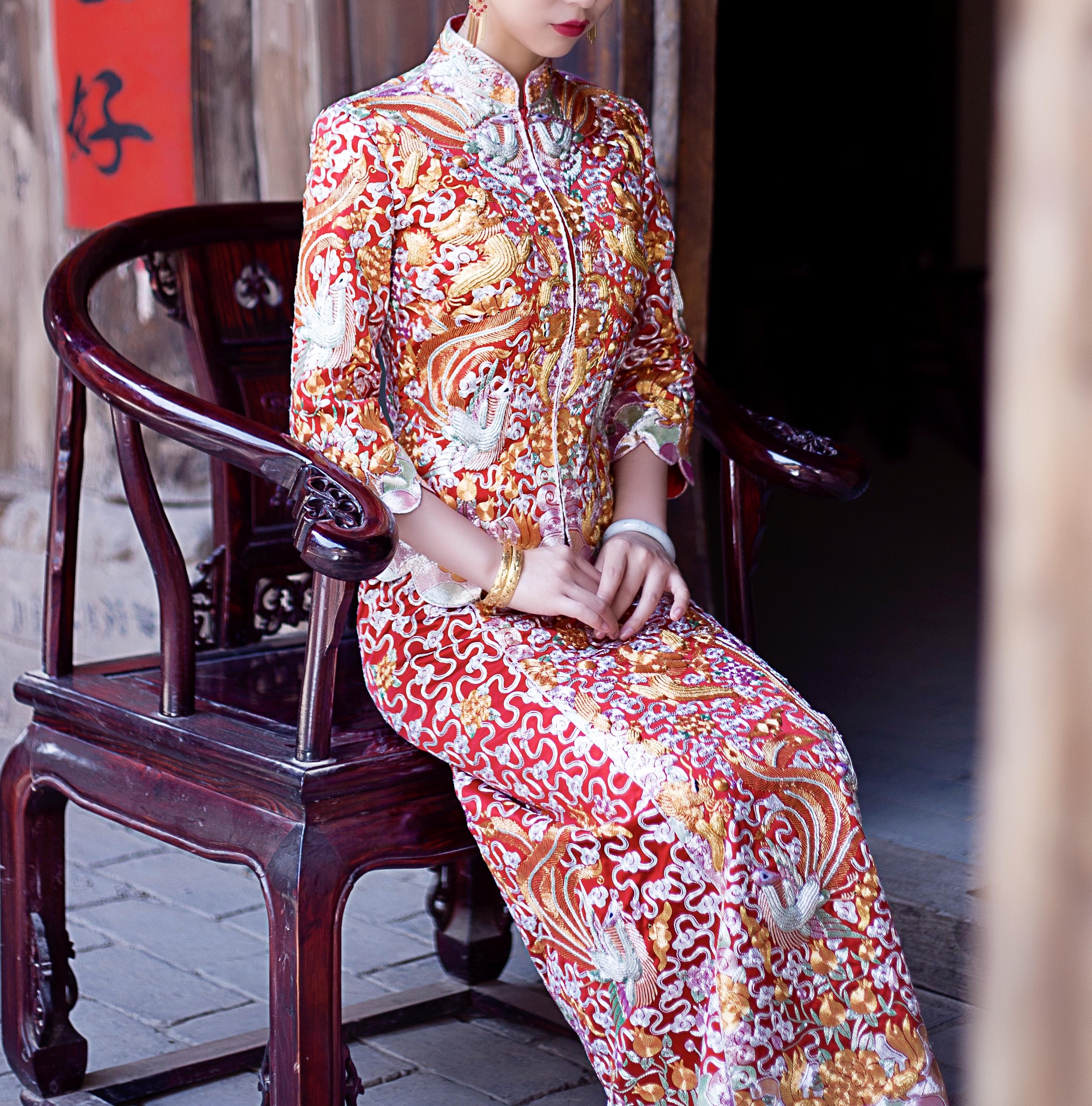 【潮婚特卖】纯手工刺绣传统龙凤褂----大伍福