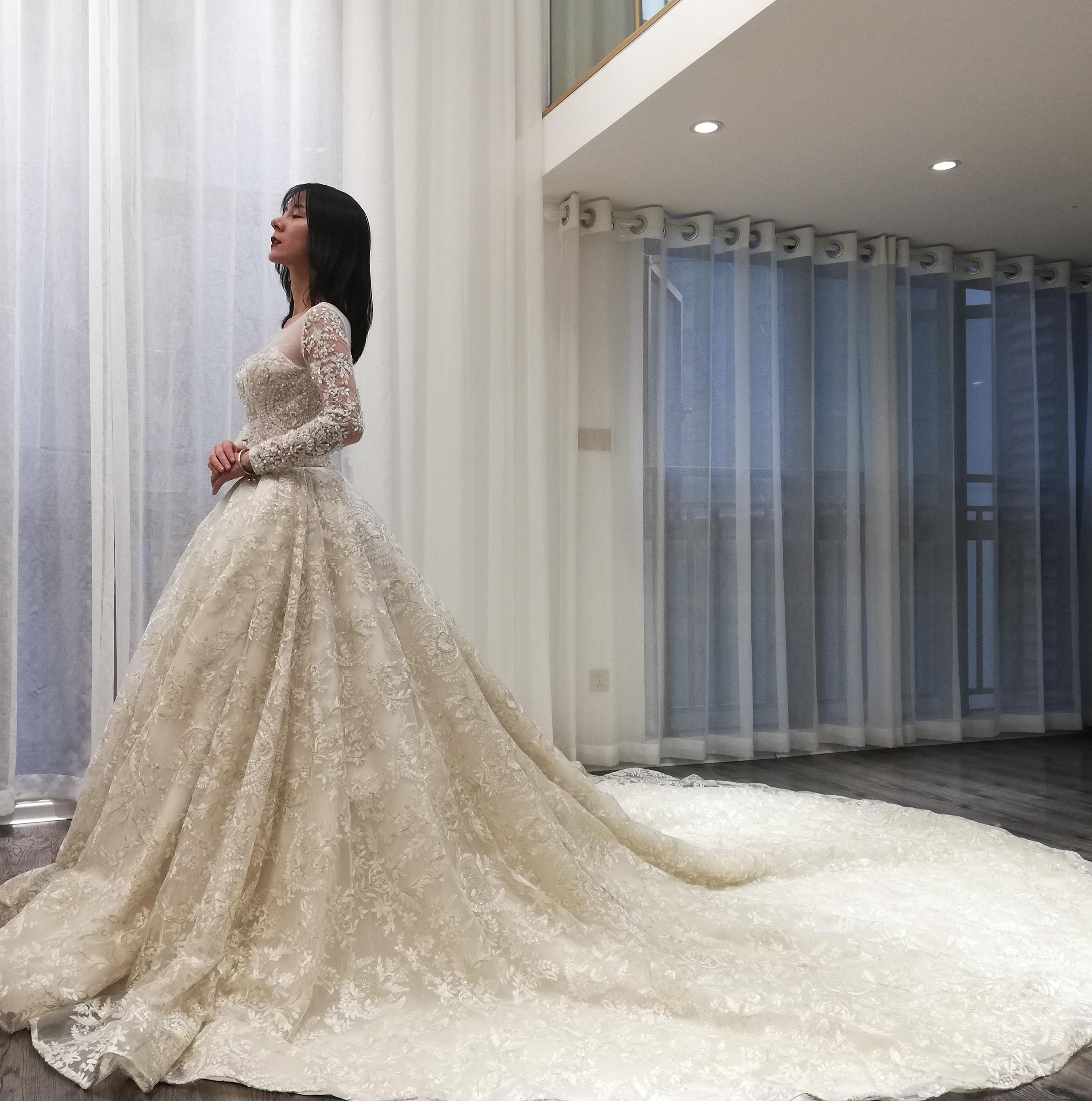 【澳芙12月特价】三套衣服只需1880