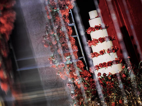 【万有引力】红黑大气创意婚礼—婚礼纪立减4万