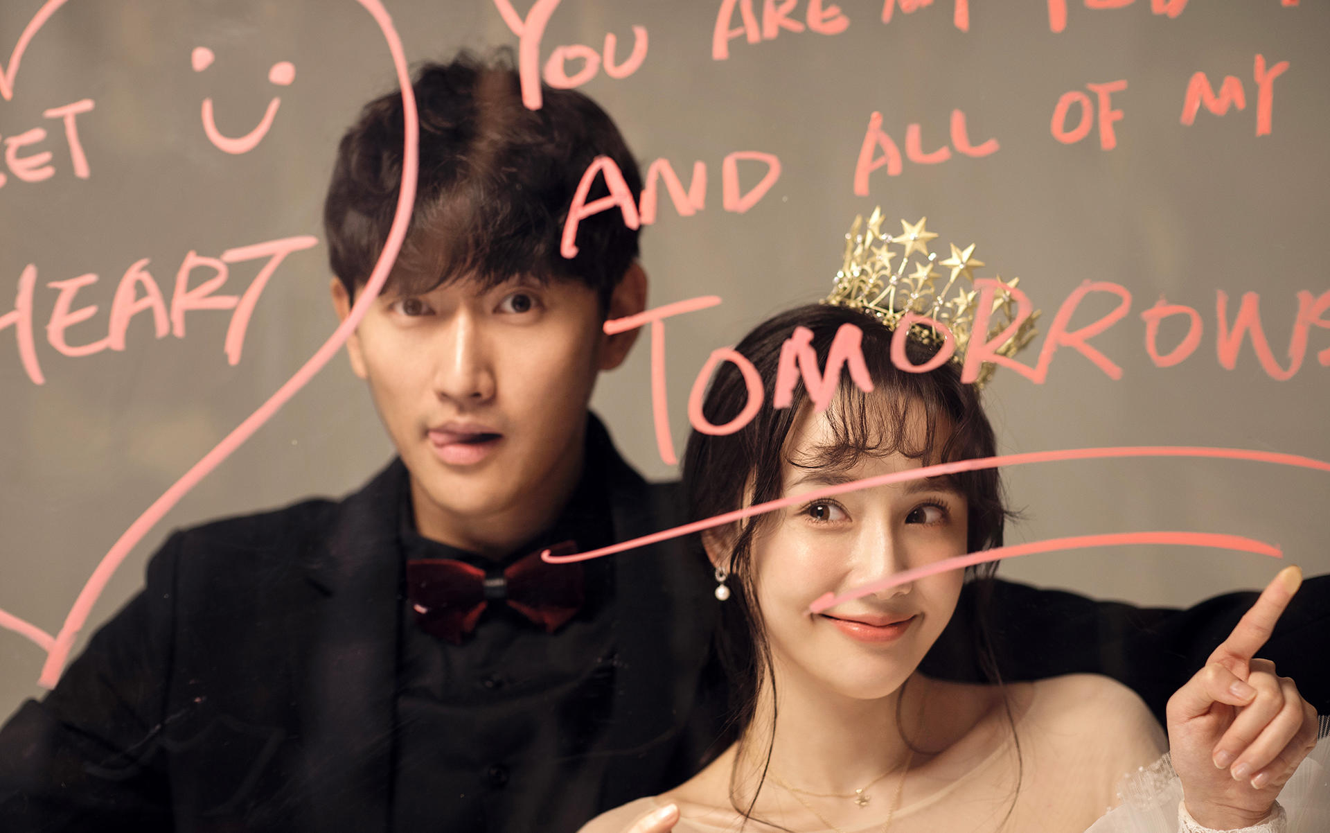 【文艺纪实风】场景任选+超值大礼包+送夜景拍摄