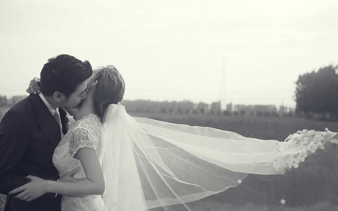  店庆+抵现金活动+双外景拍摄+15大礼品赠送