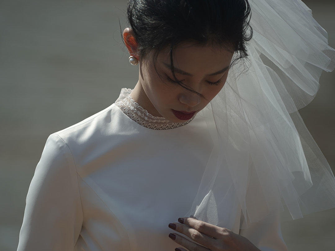 Emerald|《Eva伊娃》复古蕾丝缎面轻婚纱