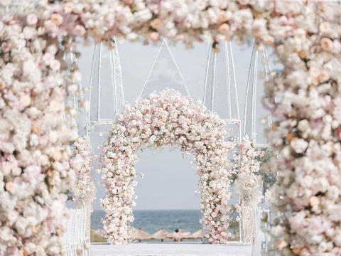 【R&G婚礼企划】粉白色浪漫沙滩婚礼