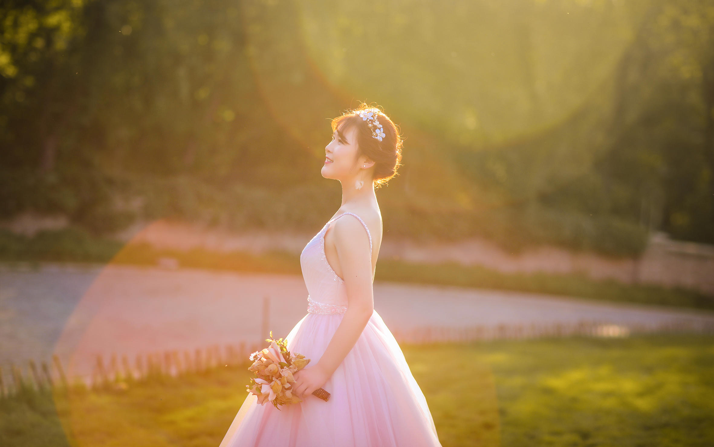 繁花喜阁摄影｜唯美婚纱照系列 8服8造 底片全送