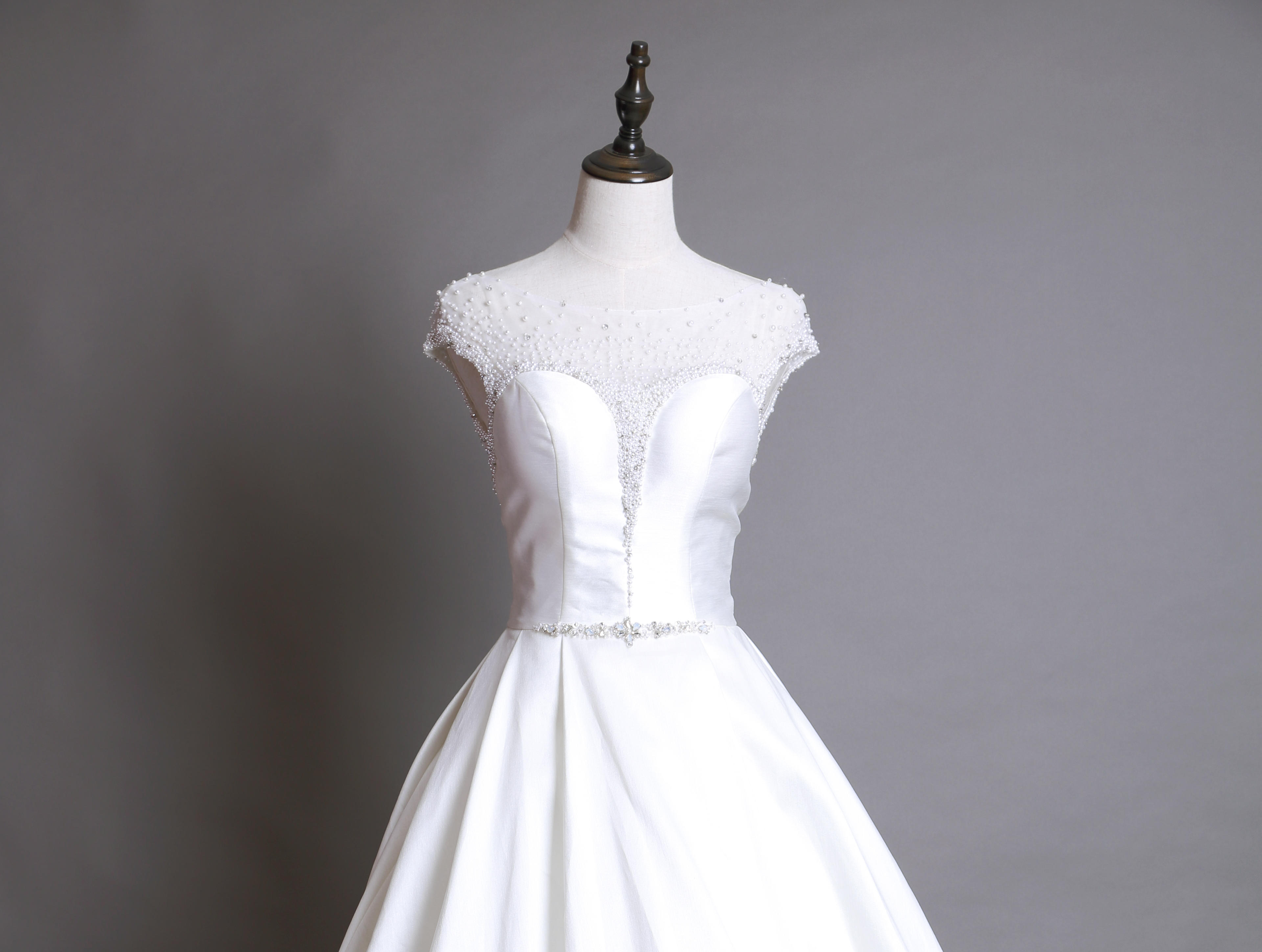 【臻一婚纱】臻情超值两件套组 出门纱+敬酒服