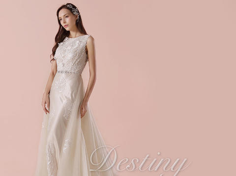 Destiny【主婚纱+裙褂两件套】精品租赁套餐