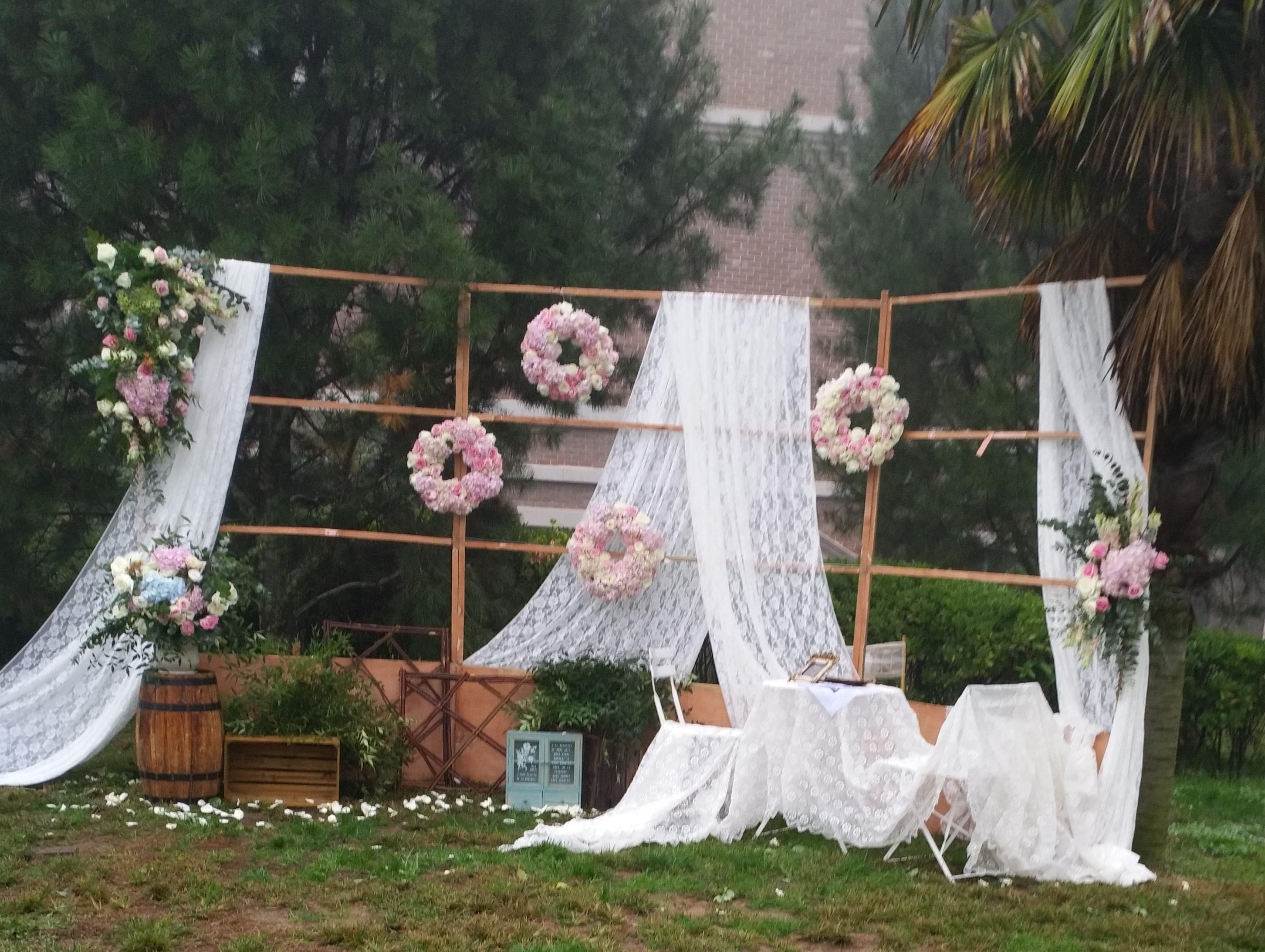 清新的草坪婚禮，在這個(gè)夏天，擁抱幸福，遇見(jiàn)幸運(yùn)。