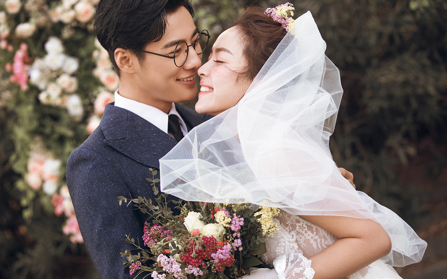 机票报销1000！服装景点不限！吃住行一价全包！