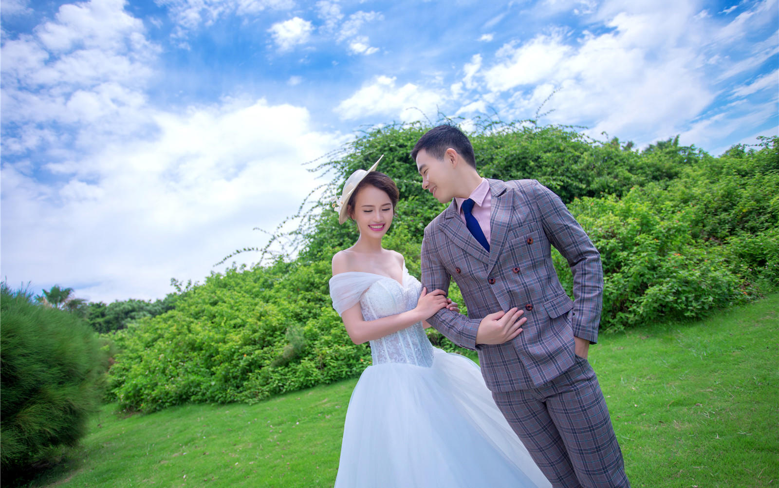 《黛茜婚纱摄影》 夏季2999冰点价 无隐形消费