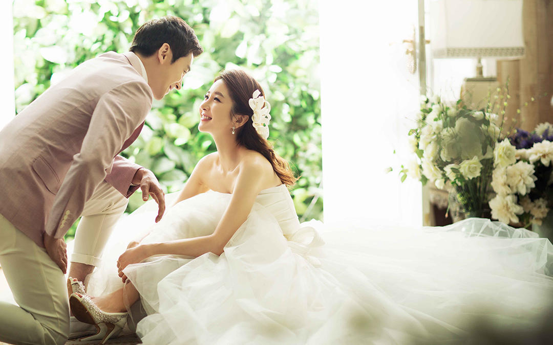 北京巴黎世家婚纱摄影工作室热销一对一底片全送