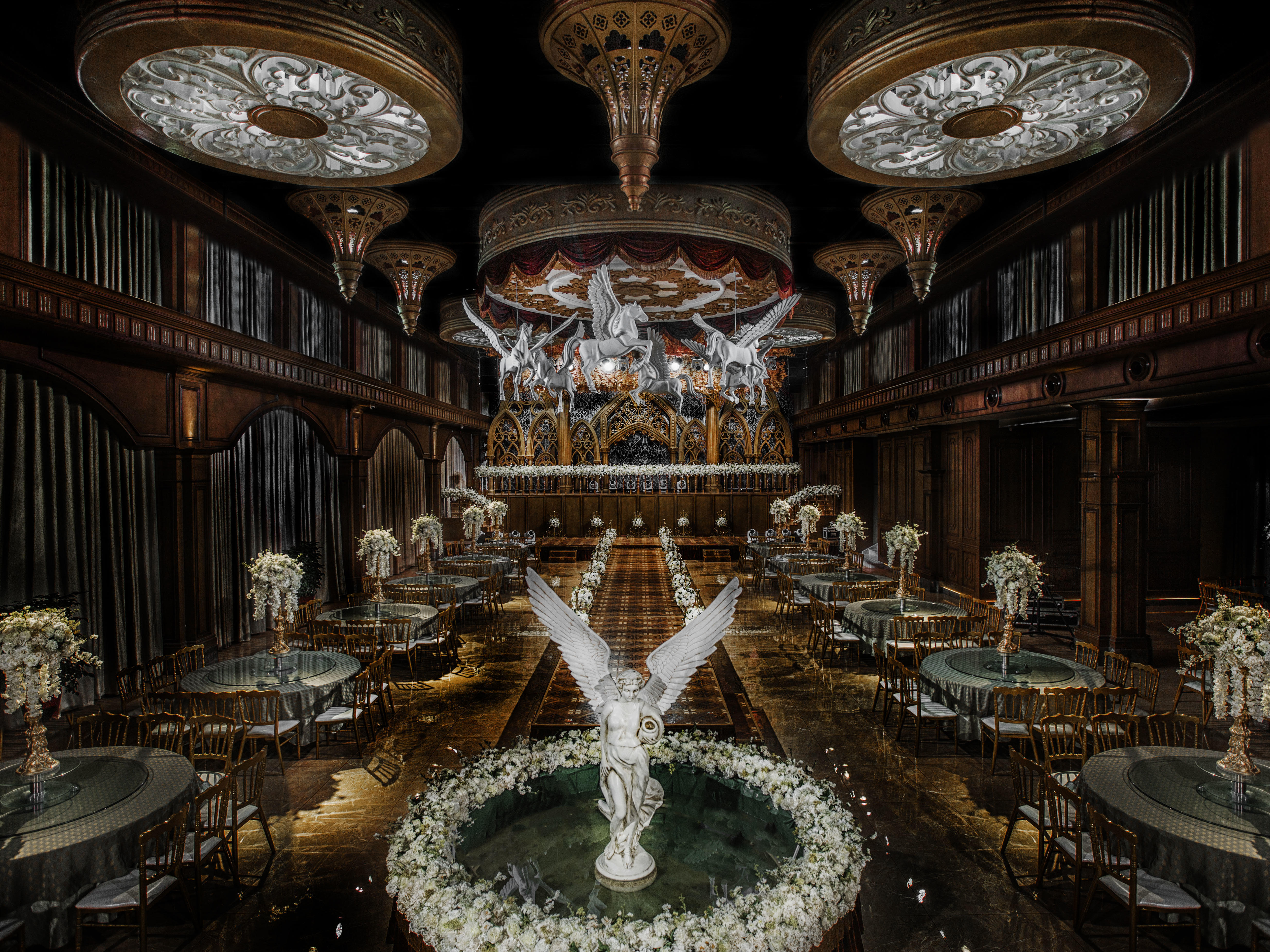 欧式巴洛克沉浸式婚礼主题酒店